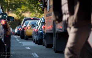 Voiture en ville - Polluant