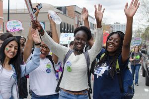 Étudiantes à la Marche monde 2017